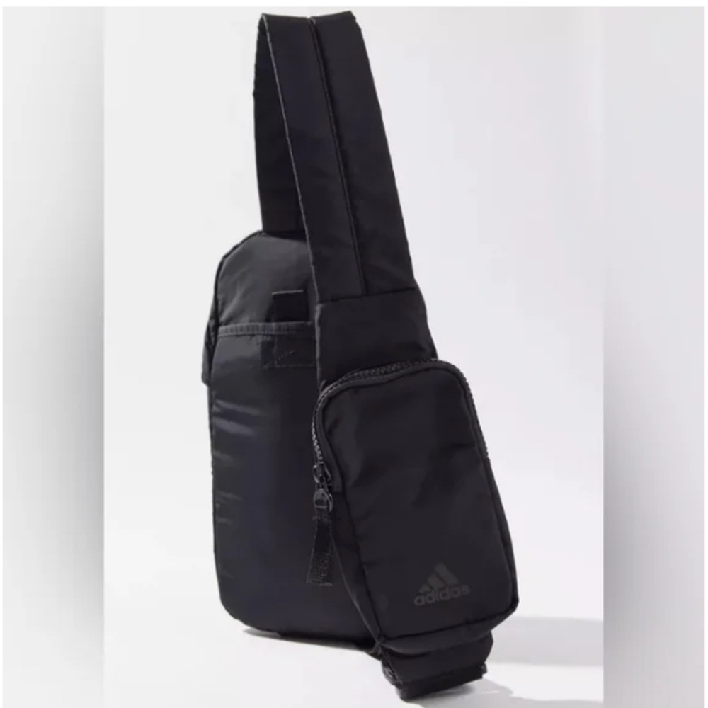 NWOT Adidas Essentials 2 Sling Crossbody Bag Backpack Black - Picture 3 of 9